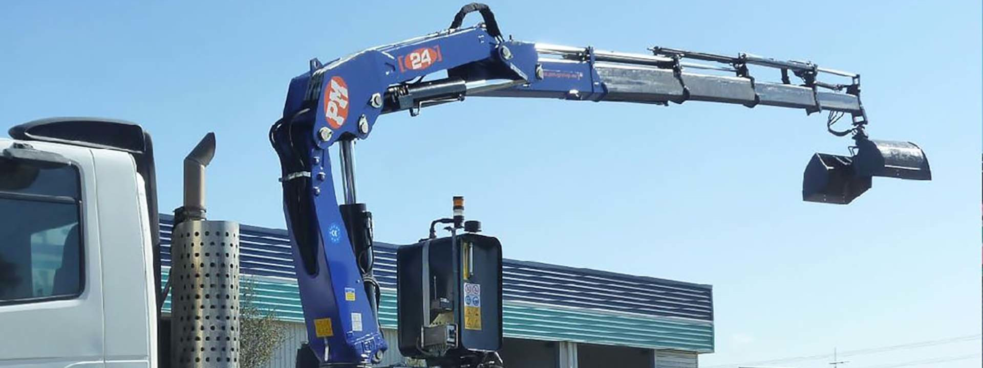PM Cranes category header